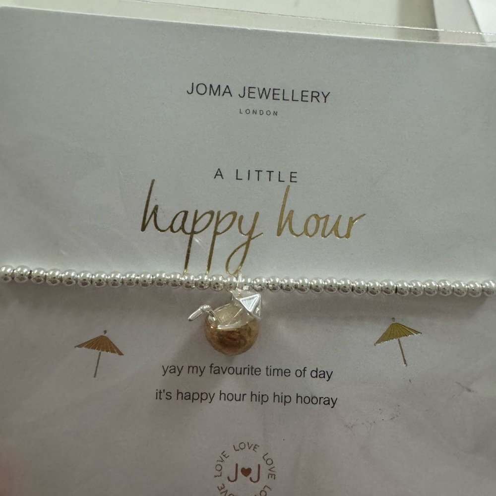 Joma cocktail charm bracelet!